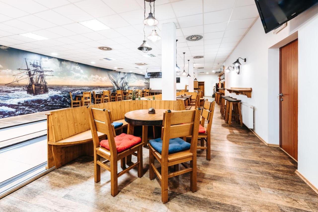 阿塔班酒店 Žirovnice 外观 照片